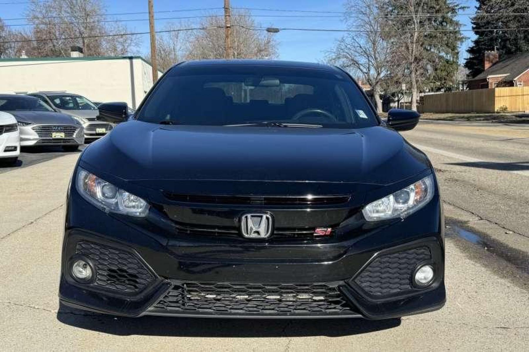 2019 Crystal Black Pearl /Black Honda Civic Si (2HGFC1E55KH) with an 4 Cyl 1.5 Liter Turbo engine, Manual transmission, located at 2304 W. Main St., Boise, ID, 83702, (208) 342-7777, 43.622105, -116.218658 - One Owner Idaho Car! Clean! - Photo #3