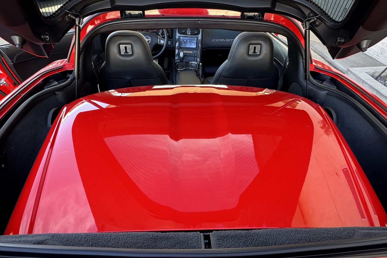 2011 Torch Red /Black Chevrolet Corvette Grand Sport 4LT (1G1YX2DW4B5) with an V8 6.2 Liter engine, Automatic 6 Speed transmission, located at 2304 W. Main St., Boise, ID, 83702, (208) 342-7777, 43.622105, -116.218658 - 4LT Trim Level! Clean! - Photo#18