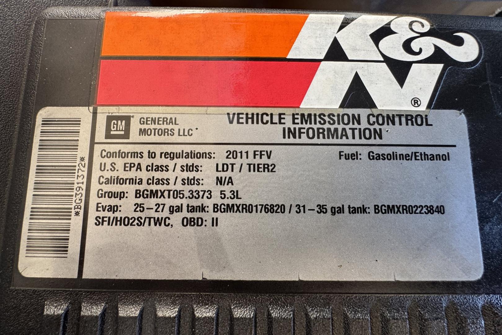 2011 Summit White /Black GMC Sierra 1500 Crew Cab SLE (3GTP2VE36BG) with an V8 5.3 Liter engine, Automatic transmission, located at 2304 W. Main St., Boise, ID, 83702, (208) 342-7777, 43.622105, -116.218658 - Seats Six! Very Clean! - Photo#13