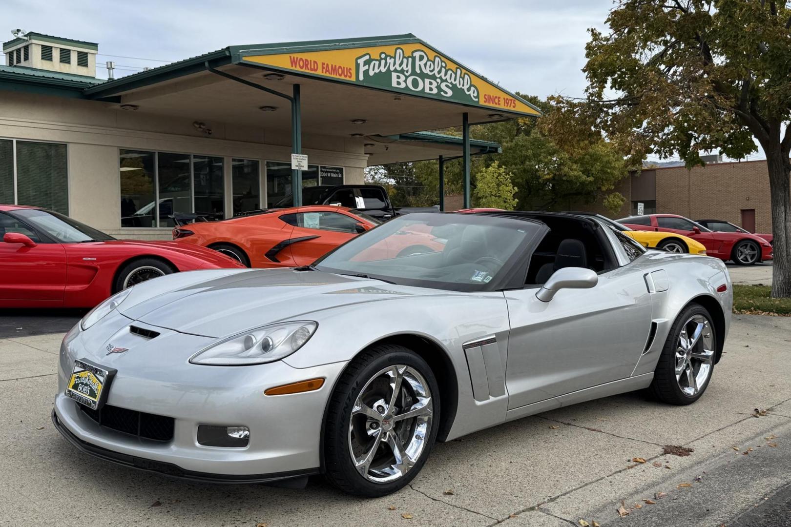 2012 Blade Silver Metallic /Black Chevrolet Corvette 4LT Grand Sport (1G1YX2DW5C5) with an V8 6.2 liter engine, Automatic transmission, located at 2304 W. Main St., Boise, ID, 83702, (208) 342-7777, 43.622105, -116.218658 - Beautiful low mileage 4LT Grand Sport! Must See In Person! - Photo#0
