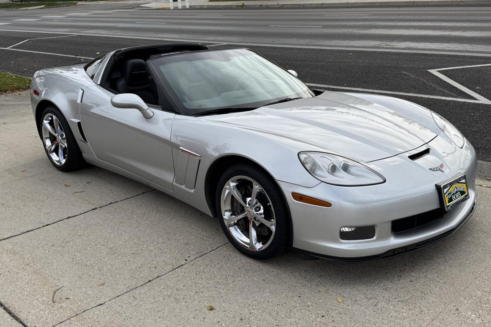 2012 Blade Silver Metallic /Black Chevrolet Corvette 4LT Grand Sport (1G1YX2DW5C5) with an V8 6.2 liter engine, Automatic transmission, located at 2304 W. Main St., Boise, ID, 83702, (208) 342-7777, 43.622105, -116.218658 - Beautiful low mileage 4LT Grand Sport! Must See In Person! - Photo#1