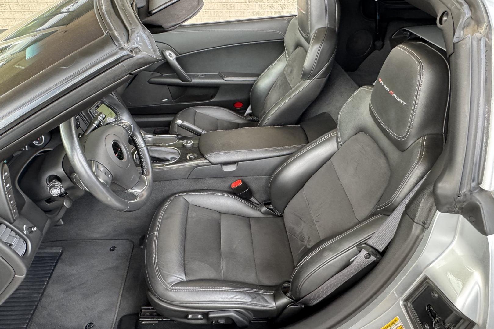 2012 Blade Silver Metallic /Black Chevrolet Corvette 4LT Grand Sport (1G1YX2DW5C5) with an V8 6.2 liter engine, Automatic transmission, located at 2304 W. Main St., Boise, ID, 83702, (208) 342-7777, 43.622105, -116.218658 - Beautiful low mileage 4LT Grand Sport! Must See In Person! - Photo#9