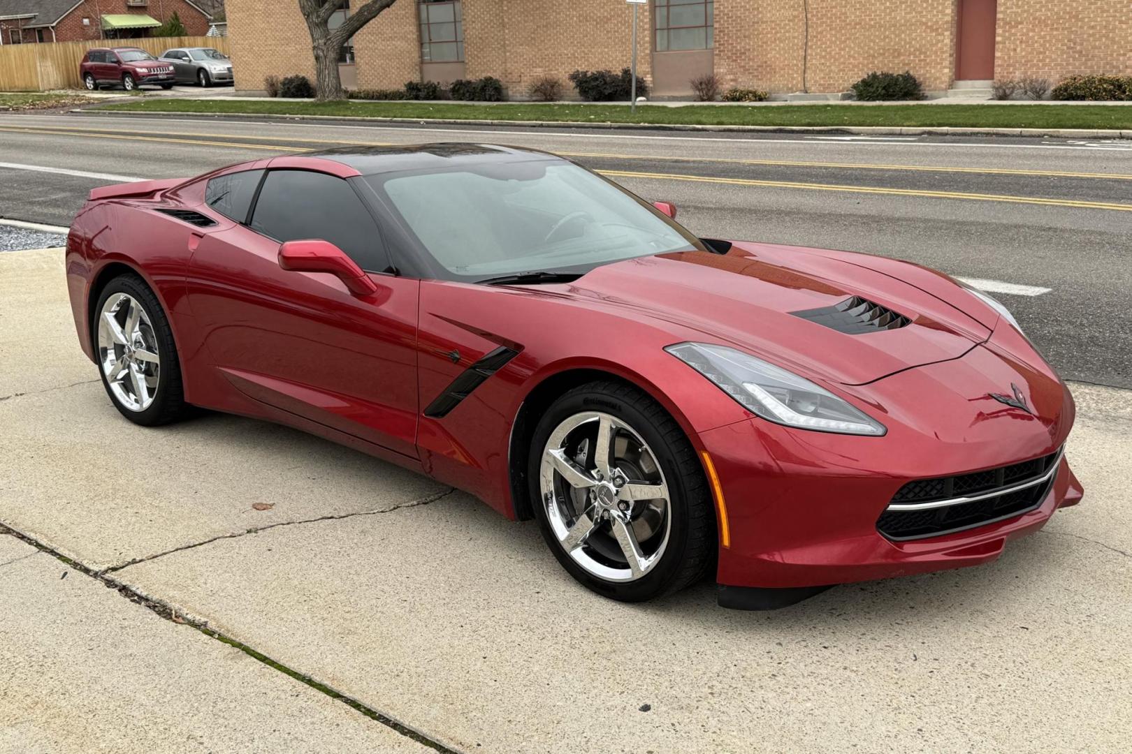 2015 Crystal Red /Kalahari Chevrolet Corvette Stingray 2LT (1G1YD2D7XF5) with an V8 6.2 liter engine, Automatic 8 Speed transmission, located at 2304 W. Main St., Boise, ID, 83702, (208) 342-7777, 43.622105, -116.218658 - Ready to go...fast. - Photo#22
