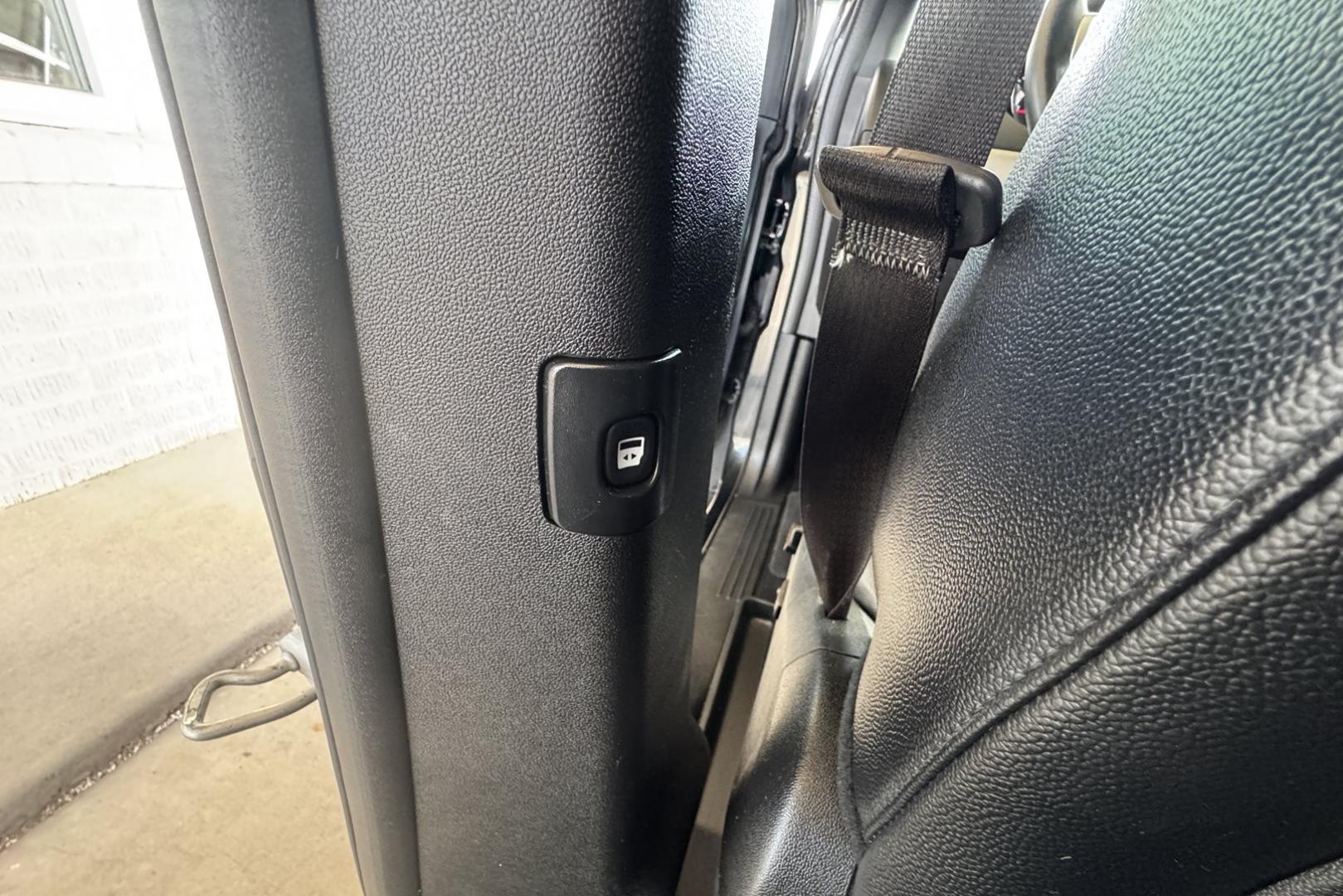 2017 Black /Black Dodge Grand Caravan GT (2C4RDGEG4HR) with an V6 3.6 Liter engine, Automatic transmission, located at 2304 W. Main St., Boise, ID, 83702, (208) 342-7777, 43.622105, -116.218658 - 4 Captains Chairs! Back Up Camera! Bring The Family! - Photo#11