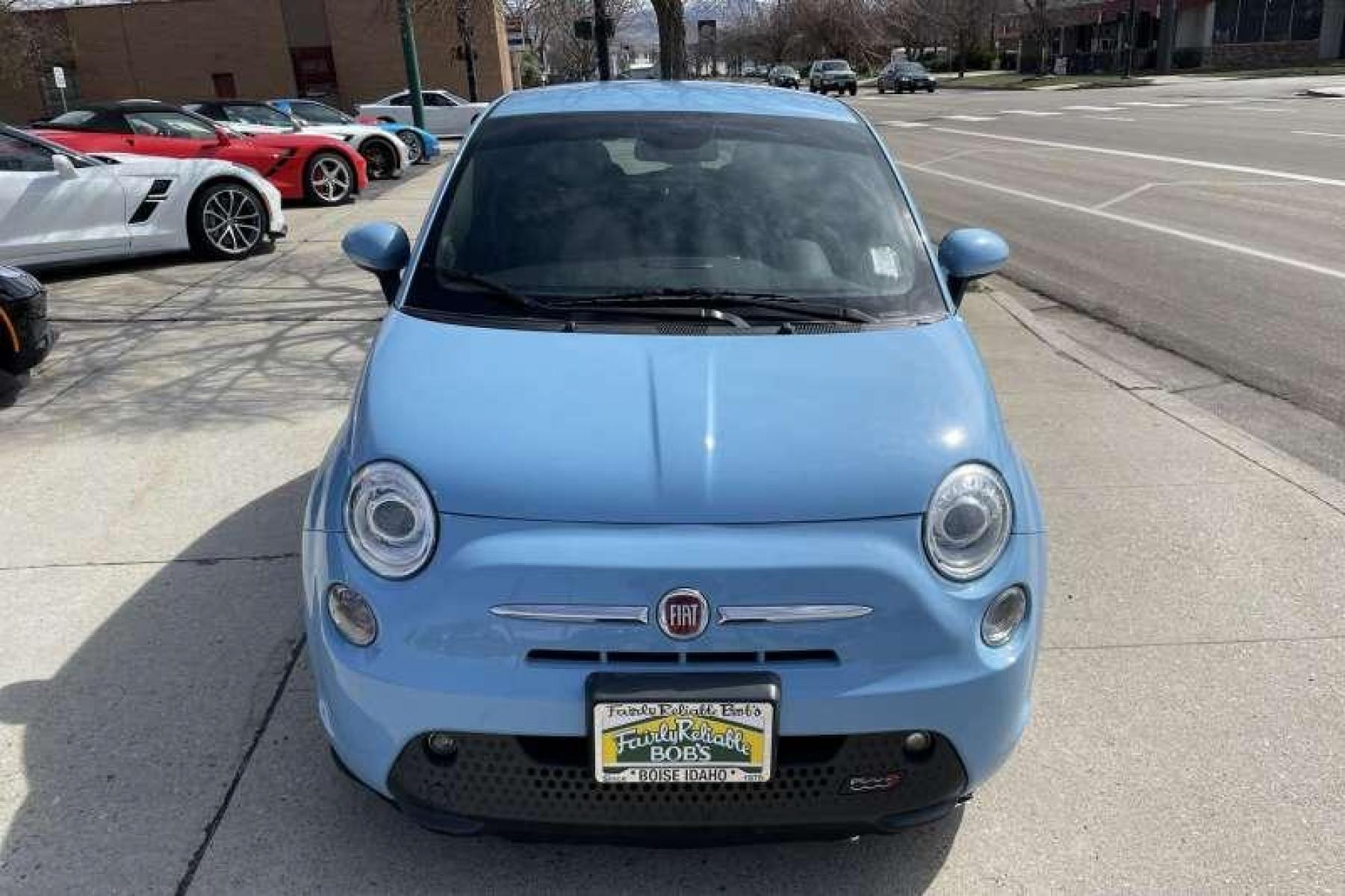 2015 Luce Blu /Black Fiat 500e (3C3CFFGE7FT) with an EV engine, Automatic transmission, located at 2304 W. Main St., Boise, ID, 83702, (208) 342-7777, 43.622105, -116.218658 - Ready to Go! Local Boise Dealership! - Photo #1