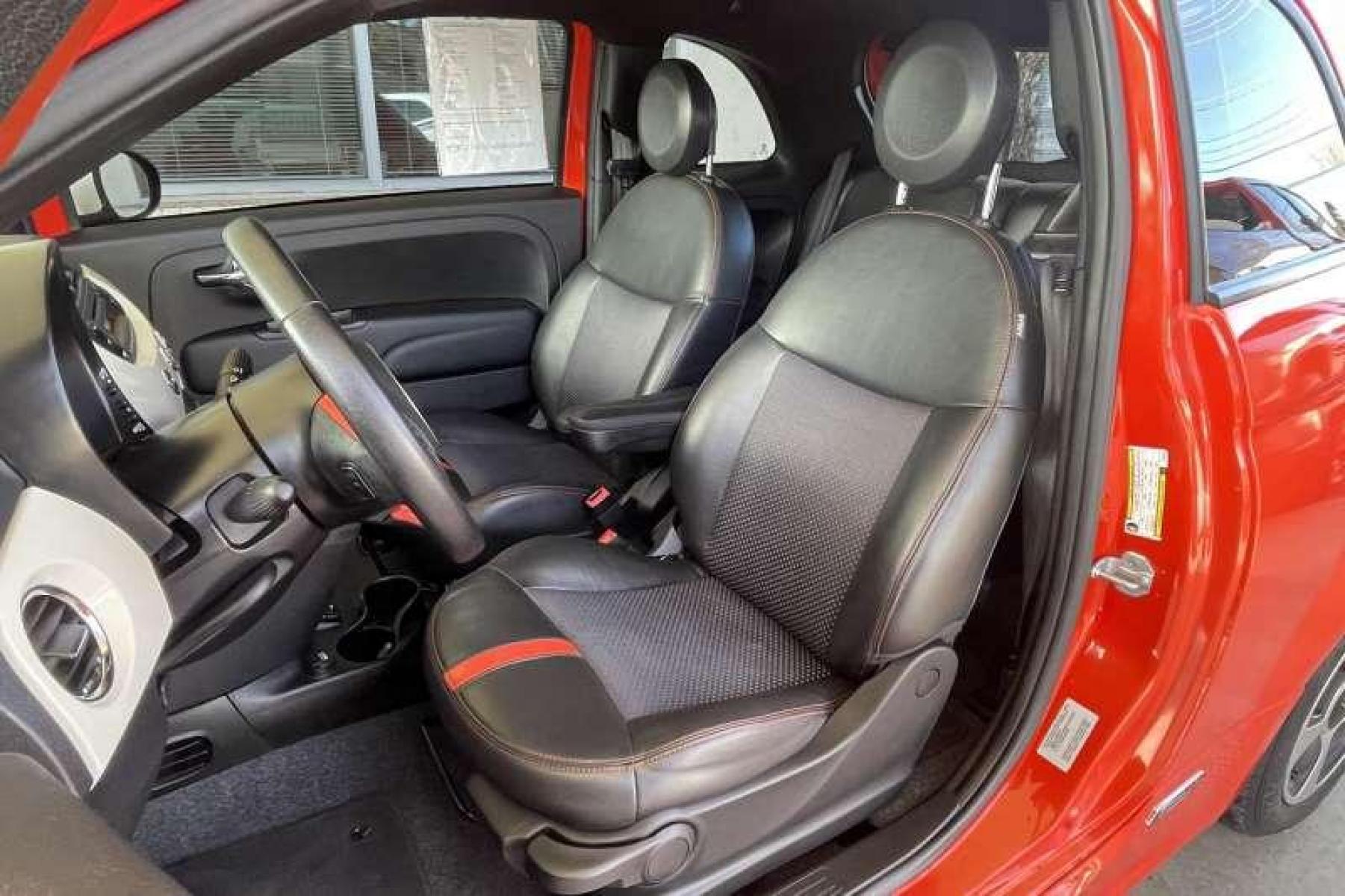 2015 Electric Orange Tri-Coat Pearlcoat /Black Fiat 500e (3C3CFFGE4FT) with an EV engine, Automatic transmission, located at 2304 W. Main St., Boise, ID, 83702, (208) 342-7777, 43.622105, -116.218658 - Financing Available O.A.C. - Photo #5