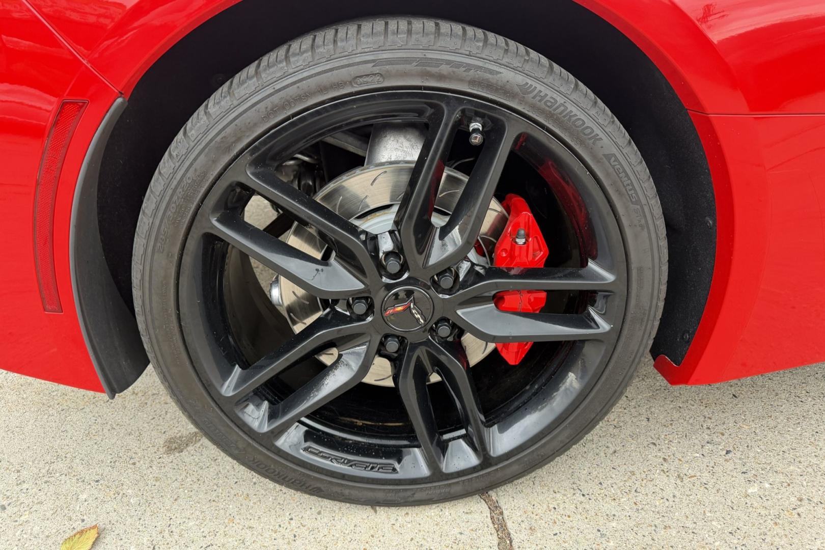 2015 Torch Red /Black Chevrolet Corvette Stingray 2LT Z/51 (1G1YK2D78F5) with an V8 6.2 Liter engine, Automatic 8 Speed transmission, located at 2304 W. Main St., Boise, ID, 83702, (208) 342-7777, 43.622105, -116.218658 - Super low mileage Z/51 coupe in stunning Torch Red!- Photo#16