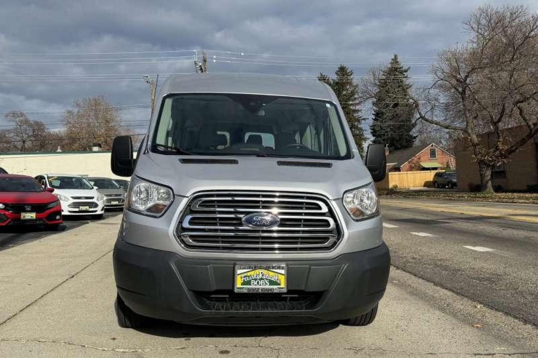 2017 Ingot Silver /Gray Ford Transit T-350 XLT (1FBZX2CGXHK) with an V6 3.5 Liter Twin-Turbo engine, Automatic transmission, located at 2304 W. Main St., Boise, ID, 83702, (208) 342-7777, 43.622105, -116.218658 - Photo #4