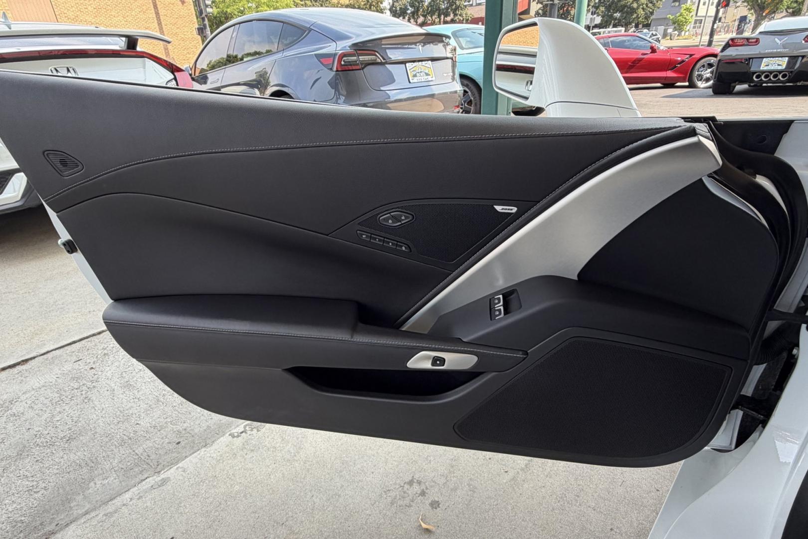 2015 Arctic White /Black Chevrolet Corvette Stingray 2LT Z51 (1G1YK3D70F5) with an V8 6.2 Liter engine, Automatic 8 Speed transmission, located at 2304 W. Main St., Boise, ID, 83702, (208) 342-7777, 43.622105, -116.218658 - 14k Miles! Gorgeous Z51 Convertible! New Tires Too!- Photo#7