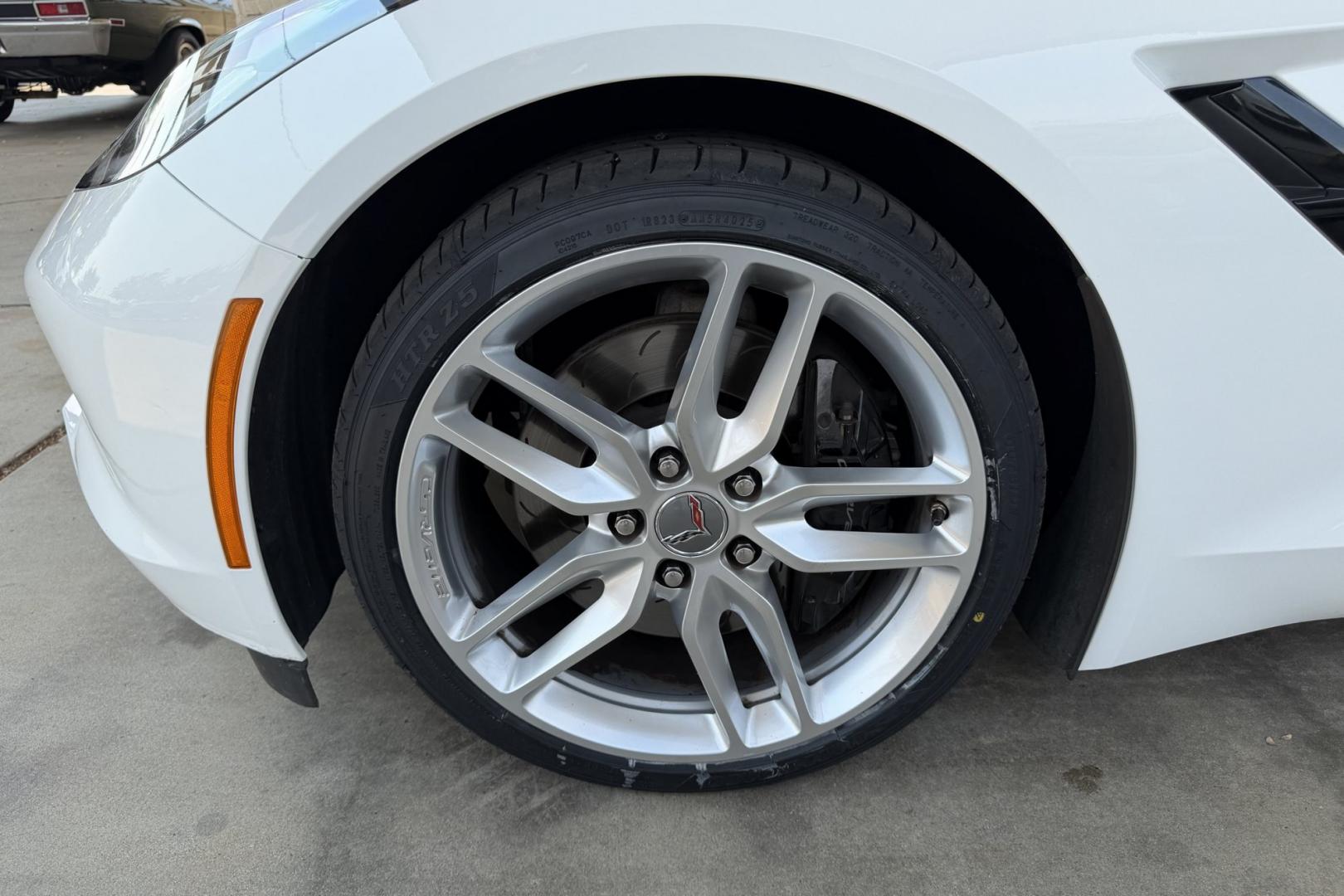 2015 Arctic White /Black Chevrolet Corvette Stingray 2LT Z51 (1G1YK3D70F5) with an V8 6.2 Liter engine, Automatic 8 Speed transmission, located at 2304 W. Main St., Boise, ID, 83702, (208) 342-7777, 43.622105, -116.218658 - 14k Miles! Gorgeous Z51 Convertible! New Tires Too!- Photo#16