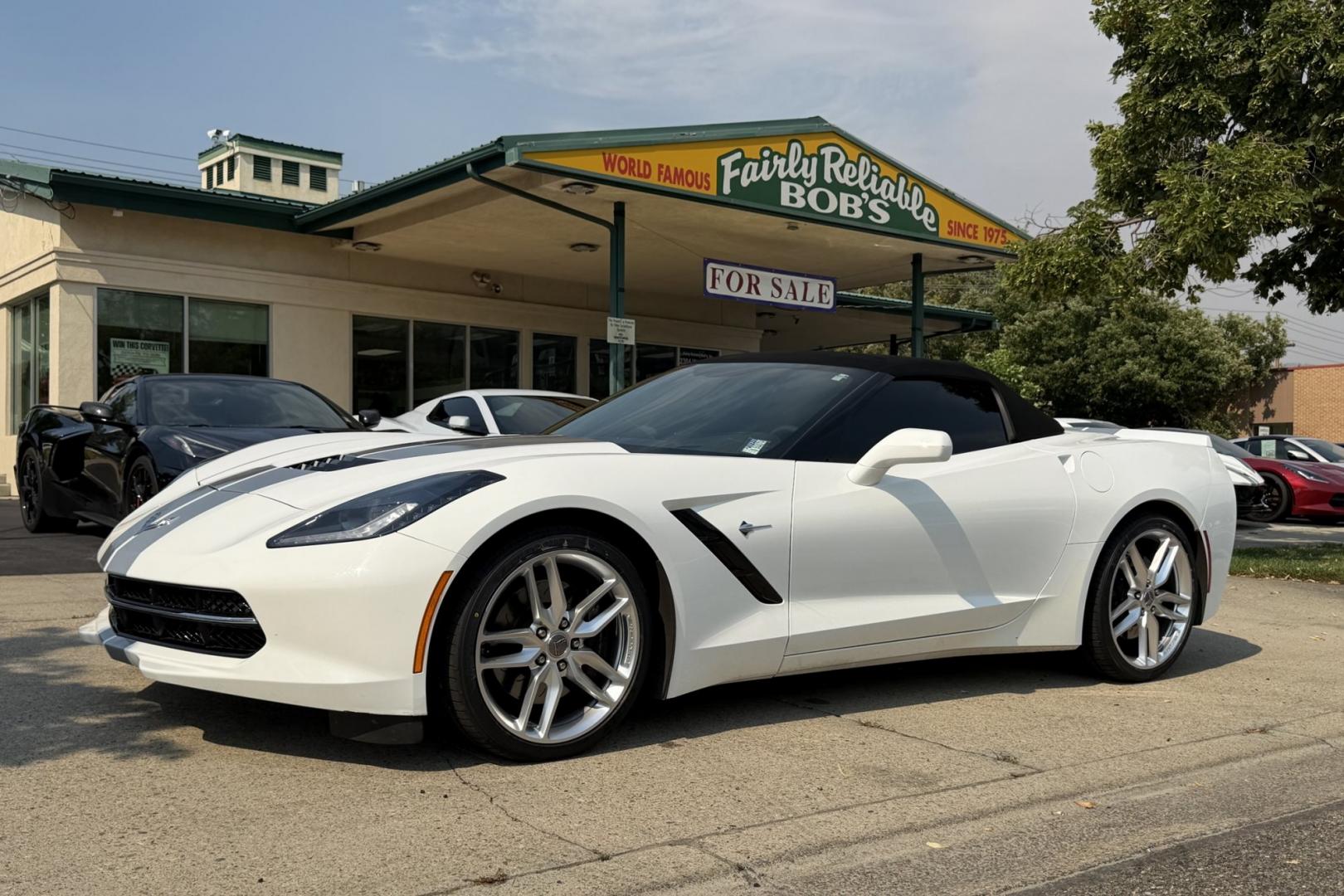 2015 Arctic White /Black Chevrolet Corvette Stingray 2LT Z51 (1G1YK3D70F5) with an V8 6.2 Liter engine, Automatic 8 Speed transmission, located at 2304 W. Main St., Boise, ID, 83702, (208) 342-7777, 43.622105, -116.218658 - 14k Miles! Gorgeous Z51 Convertible! New Tires Too!- Photo#24