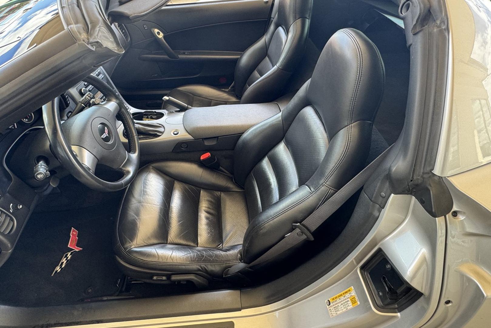 2006 Silver /Black Chevrolet Corvette 3LT (1G1YY26U165) with an 6.0L V8 SFI engine, Automatic transmission, located at 2304 W. Main St., Boise, ID, 83702, (208) 342-7777, 43.622105, -116.218658 - Clean Low Mileage Corvette! - Photo#6
