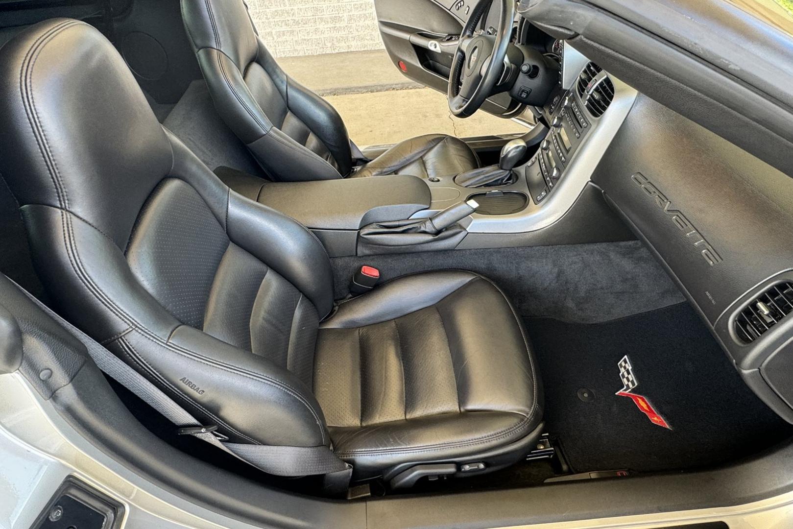 2006 Silver /Black Chevrolet Corvette 3LT (1G1YY26U165) with an 6.0L V8 SFI engine, Automatic transmission, located at 2304 W. Main St., Boise, ID, 83702, (208) 342-7777, 43.622105, -116.218658 - Clean Low Mileage Corvette! - Photo#9
