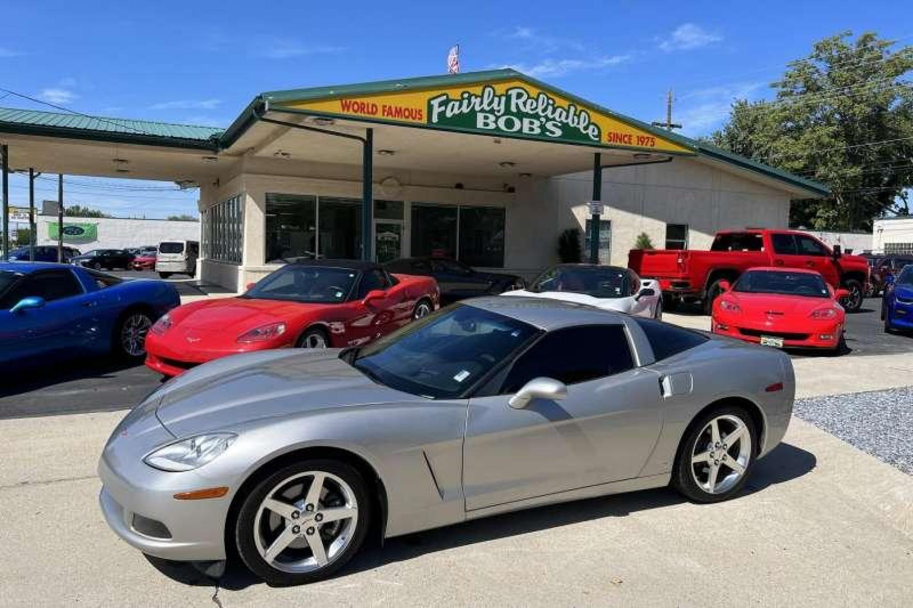 2006 Machine Silver /Black Chevrolet Corvette Coupe 3LT (1G1YY26U165) with an V8 6.0 Liter engine, Automatic transmission, located at 2304 W. Main St., Boise, ID, 83702, (208) 342-7777, 43.622105, -116.218658 - Financing Available O.A.C. - Photo #0