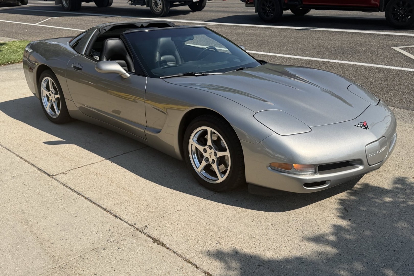2001 Pewter Metallic /Black Chevrolet Corvette Coupe (1G1YY22G115) with an V8 5.7 Liter engine, Automatic transmission, located at 2304 W. Main St., Boise, ID, 83702, (208) 342-7777, 43.622105, -116.218658 - Great Example Of A Clean C5 Corvette!- Photo#2