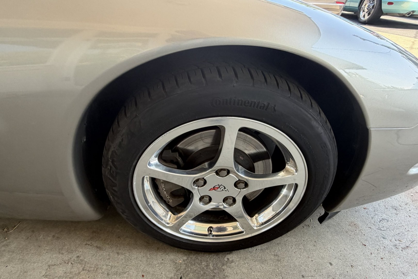2001 Pewter Metallic /Black Chevrolet Corvette Coupe (1G1YY22G115) with an V8 5.7 Liter engine, Automatic transmission, located at 2304 W. Main St., Boise, ID, 83702, (208) 342-7777, 43.622105, -116.218658 - Great Example Of A Clean C5 Corvette!- Photo#14