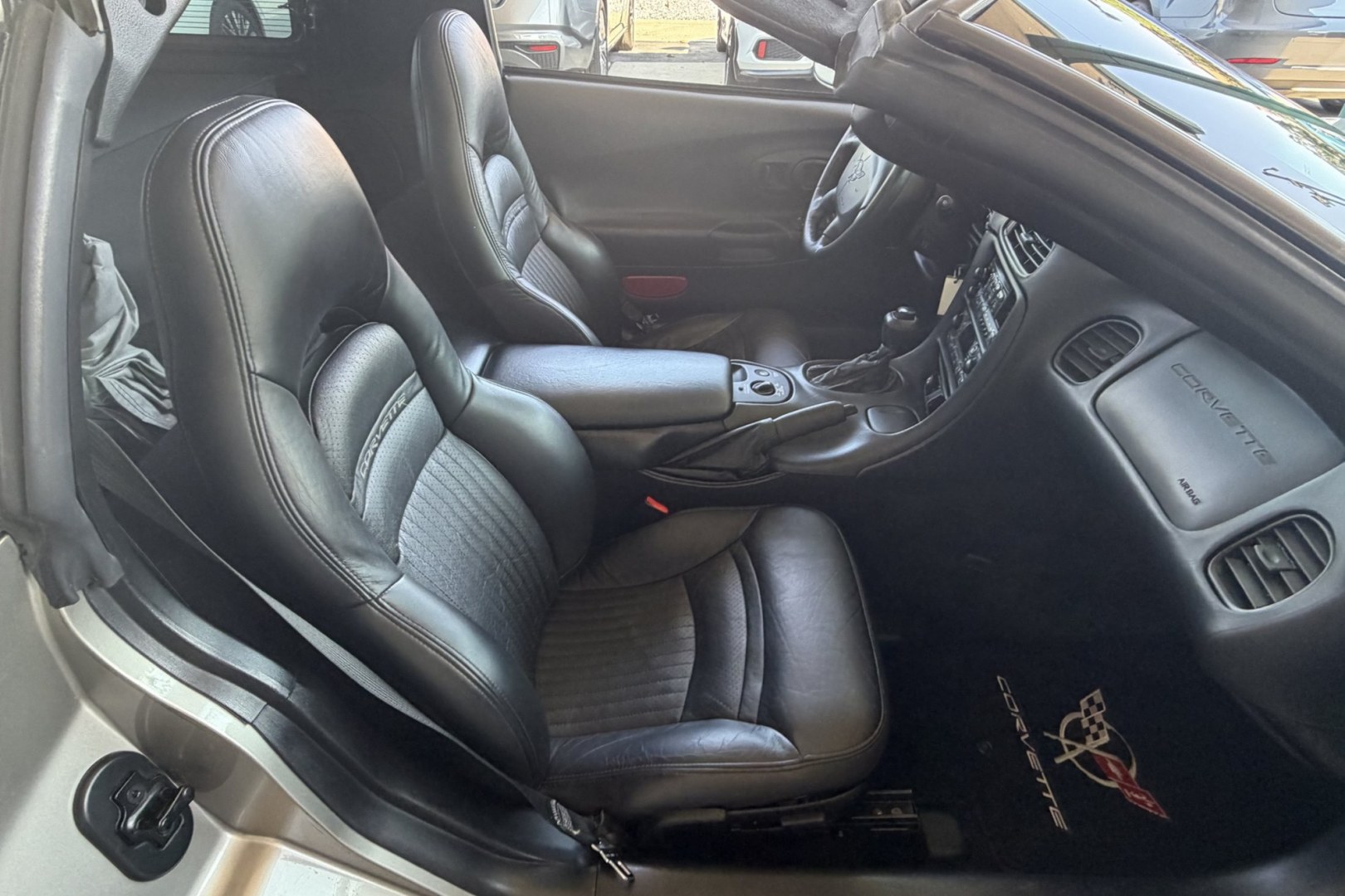 2001 Pewter Metallic /Black Chevrolet Corvette Coupe (1G1YY22G115) with an V8 5.7 Liter engine, Automatic transmission, located at 2304 W. Main St., Boise, ID, 83702, (208) 342-7777, 43.622105, -116.218658 - Great Example Of A Clean C5 Corvette!- Photo#16