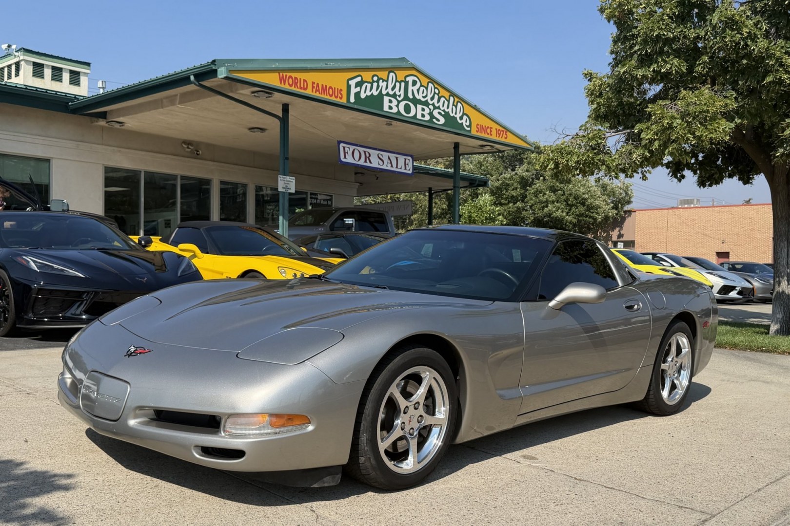 2001 Pewter Metallic /Black Chevrolet Corvette Coupe (1G1YY22G115) with an V8 5.7 Liter engine, Automatic transmission, located at 2304 W. Main St., Boise, ID, 83702, (208) 342-7777, 43.622105, -116.218658 - Great Example Of A Clean C5 Corvette!- Photo#20