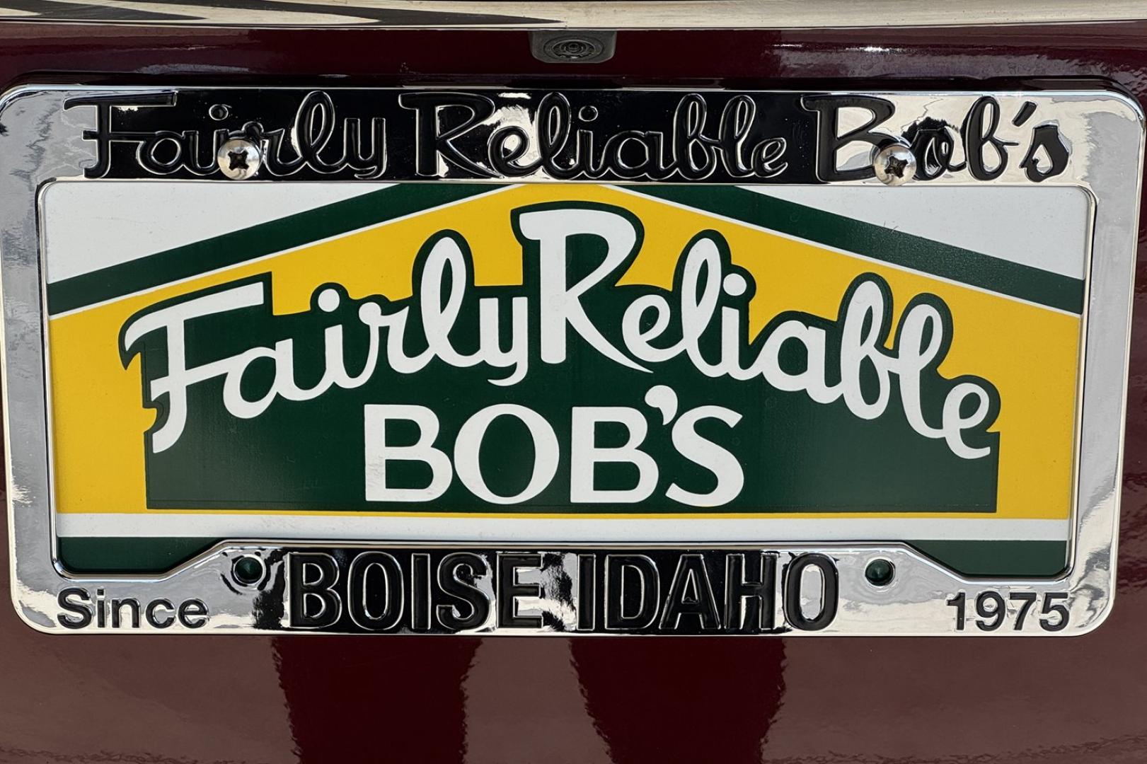 2015 Ooh La La Rouge Mica Red /Almond Toyota Avalon Hybrid Limited (4T1BD1EBXFU) with an 4 Cyl 2.5 Liter Hybrid engine, Automatic transmission, located at 2304 W. Main St., Boise, ID, 83702, (208) 342-7777, 43.622105, -116.218658 - Low miles! Well equipped! - Photo#22