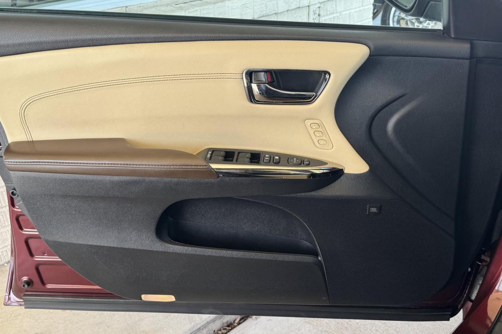 2015 Ooh La La Rouge Mica Red /Almond Toyota Avalon Hybrid Limited (4T1BD1EBXFU) with an 4 Cyl 2.5 Liter Hybrid engine, Automatic transmission, located at 2304 W. Main St., Boise, ID, 83702, (208) 342-7777, 43.622105, -116.218658 - Low miles! Well equipped! - Photo#7