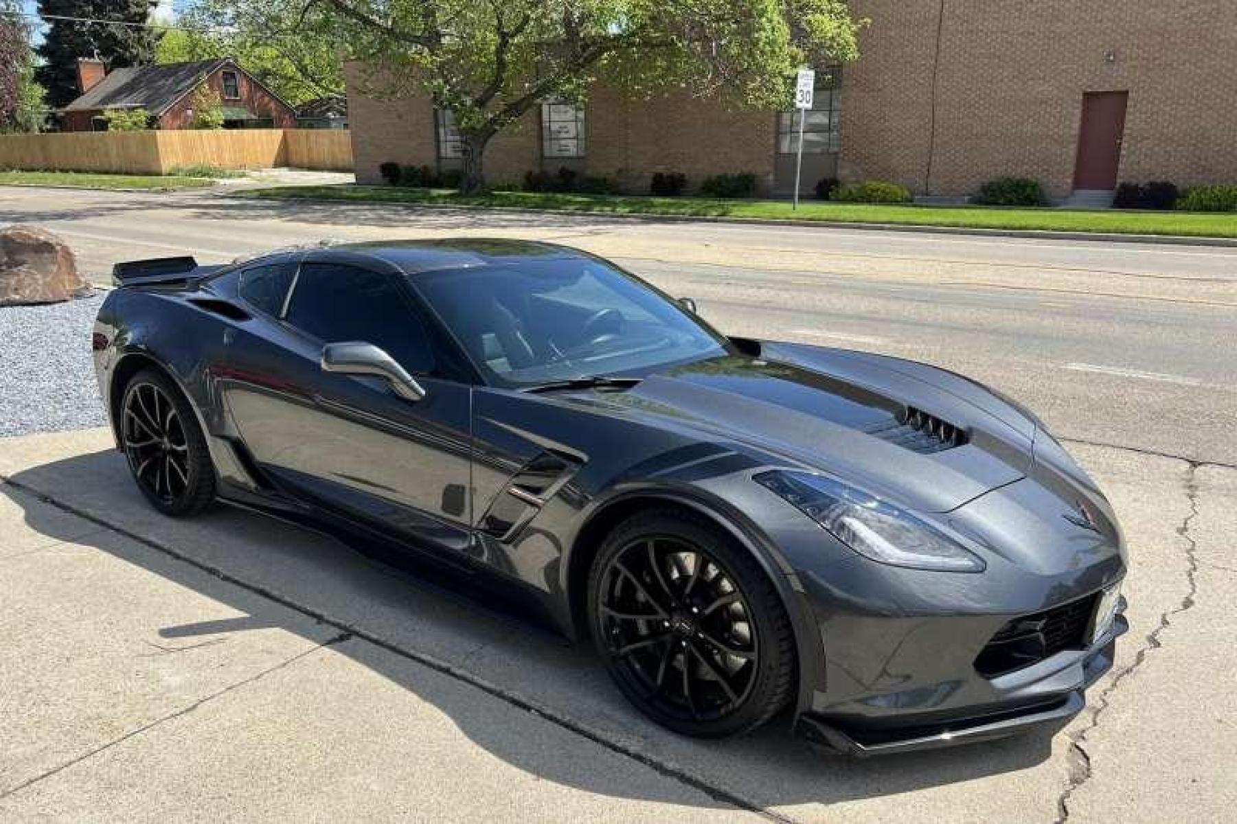2017 Watkins Glen Gray Metallic /Black Chevrolet Corvette Grand Sport 2LT Coupe (1G1YY2D77H5) with an V8 6.2 Liter engine, Automatic transmission, located at 2304 W. Main St., Boise, ID, 83702, (208) 342-7777, 43.622105, -116.218658 - Very low miles! Beautiful Grand Sport Coupe! - Photo #2