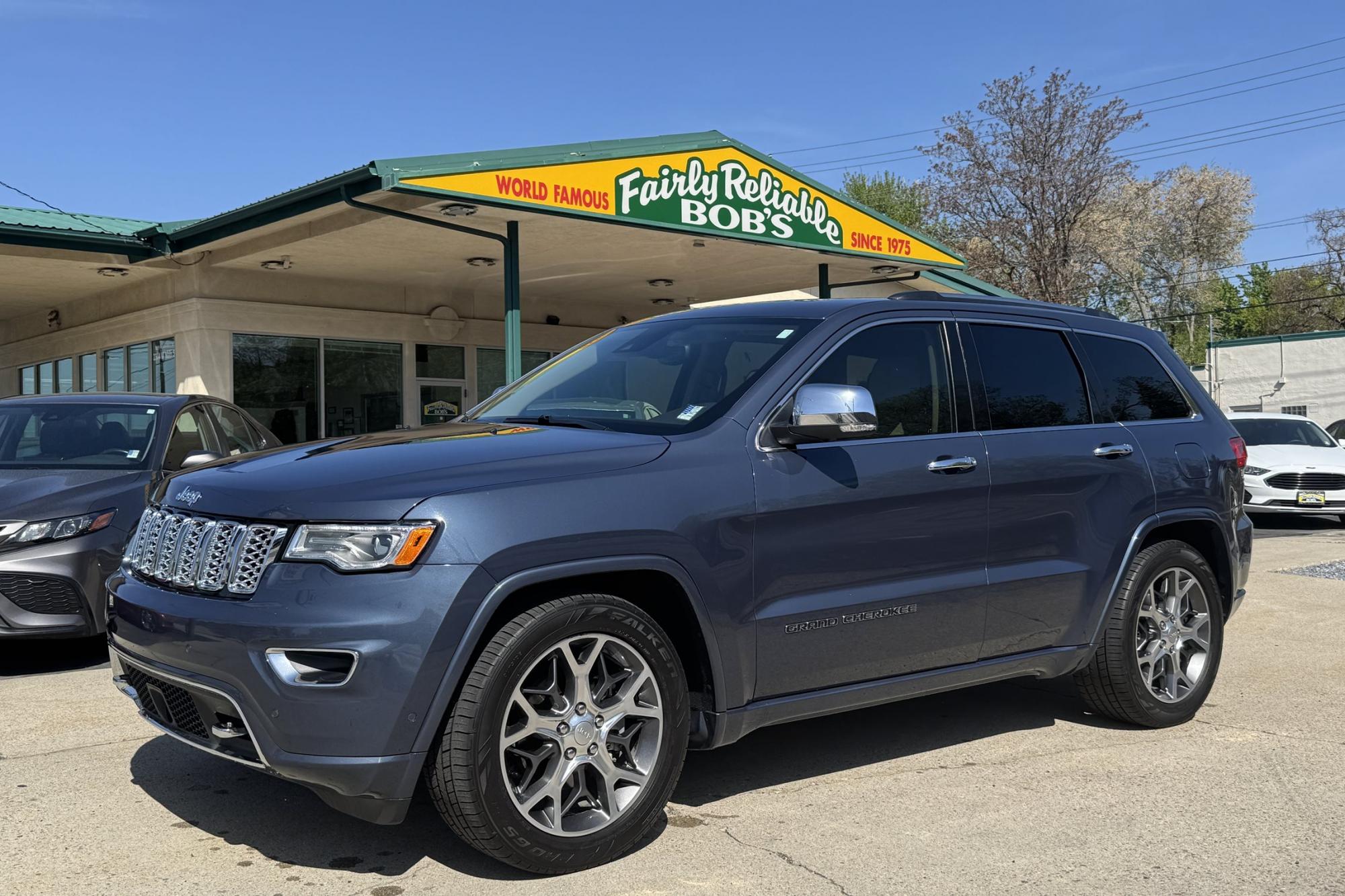 photo of 2020 Jeep Grand Cherokee Overland 4x4