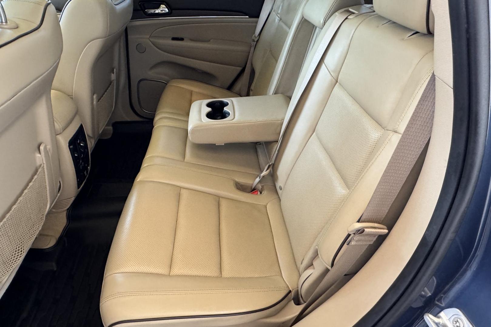 2020 Steel Blue /Tan Jeep Grand Cherokee Overland (1C4RJFCG4LC) with an V6 3.6 Liter engine, Automatic 8 Speed transmission, located at 2304 W. Main St., Boise, ID, 83702, (208) 342-7777, 43.622105, -116.218658 - Navigation and Sunroof! Highly Optioned Grand Cherokee! - Photo#15