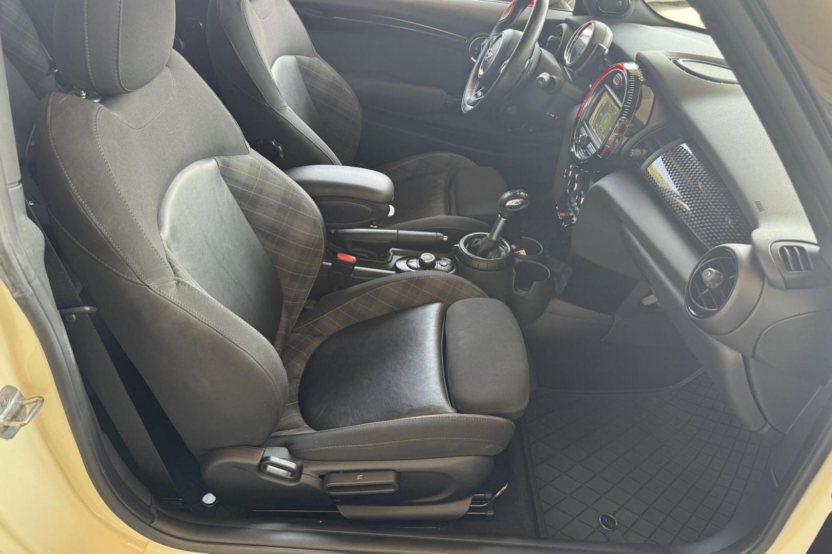 2017 Pepper White /Black MINI Cooper S John Cooper Works (WMWXM9C53HT) with an 4 Cyl 2.0 Liter Turbo engine, Automatic transmission, located at 2304 W. Main St., Boise, ID, 83702, (208) 342-7777, 43.622105, -116.218658 - Specially designed for the performance oriented sports car lover! A blast to drive! - Photo#4