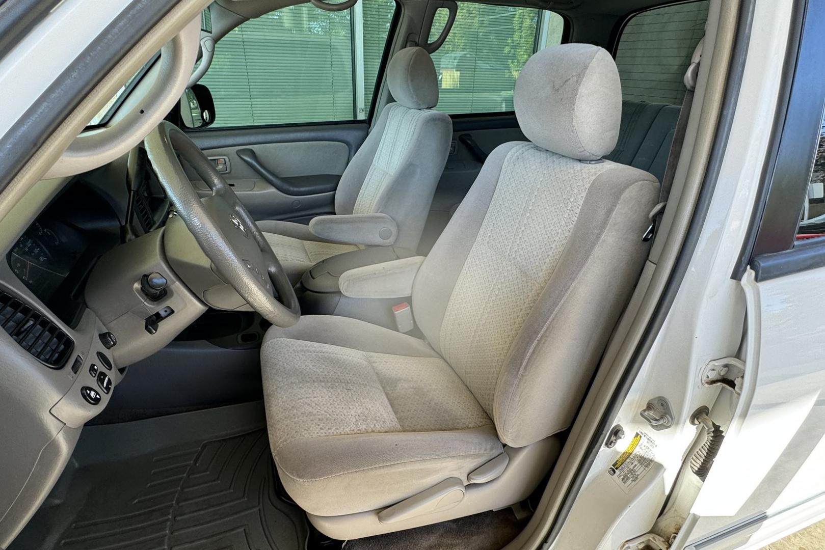 2006 Super White /Gray Toyota Tundra Double Cab TRD-Off Road (5TBDT44136S) with an V8 4.7 Liter engine, Automatic transmission, located at 2304 W. Main St., Boise, ID, 83702, (208) 342-7777, 43.622105, -116.218658 - New Tires! Low Mileage! Hard To Find! - Photo#8