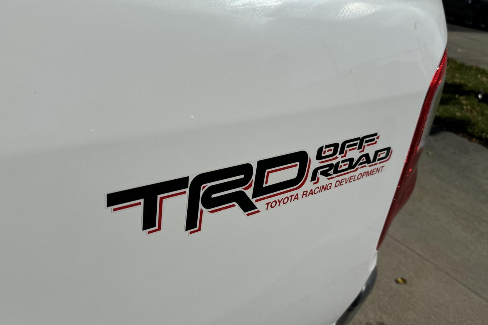 2006 Super White /Gray Toyota Tundra Double Cab TRD-Off Road (5TBDT44136S) with an V8 4.7 Liter engine, Automatic transmission, located at 2304 W. Main St., Boise, ID, 83702, (208) 342-7777, 43.622105, -116.218658 - New Tires! Low Mileage! Hard To Find! - Photo#4