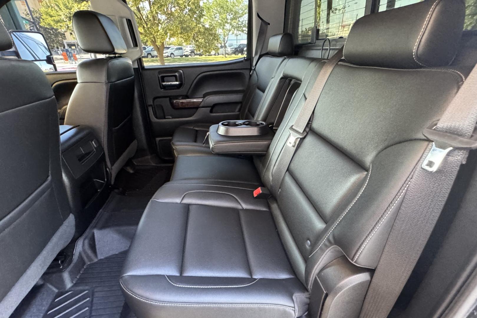 2018 Dark Slate Metallic /Black GMC Sierra 2500HD SLT (1GT12TEY5JF) with an V8 6.6 Liter Turbo Diesel engine, Automatic 6 Speed With Overdrive Allison transmission, located at 2304 W. Main St., Boise, ID, 83702, (208) 342-7777, 43.622105, -116.218658 - Low miles! Sharp Truck! - Photo#21
