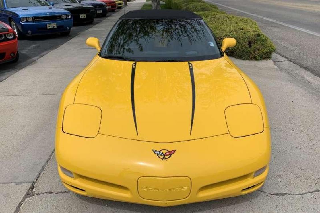 2000 Millennium Yellow /Black Chevrolet Corvette Convertible (1G1YY32G8Y5) with an V8 5.7 Liter engine, Manual transmission, located at 2304 W. Main St., Boise, ID, 83702, (208) 342-7777, 43.622105, -116.218658 - Photo #1