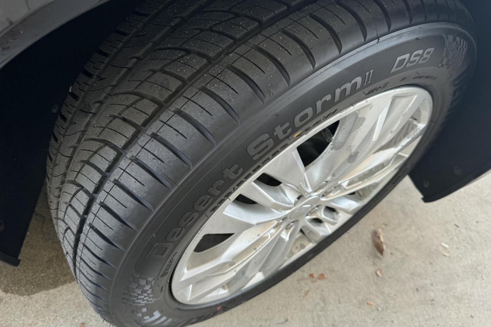 2019 Black /Black Cadillac XT5 Premium Luxury (1GYKNFRSXKZ) with an V6 3.6 Liter engine, Automatic 8 Speed transmission, located at 2304 W. Main St., Boise, ID, 83702, (208) 342-7777, 43.622105, -116.218658 - Financing Available O.A.C. - Photo#18