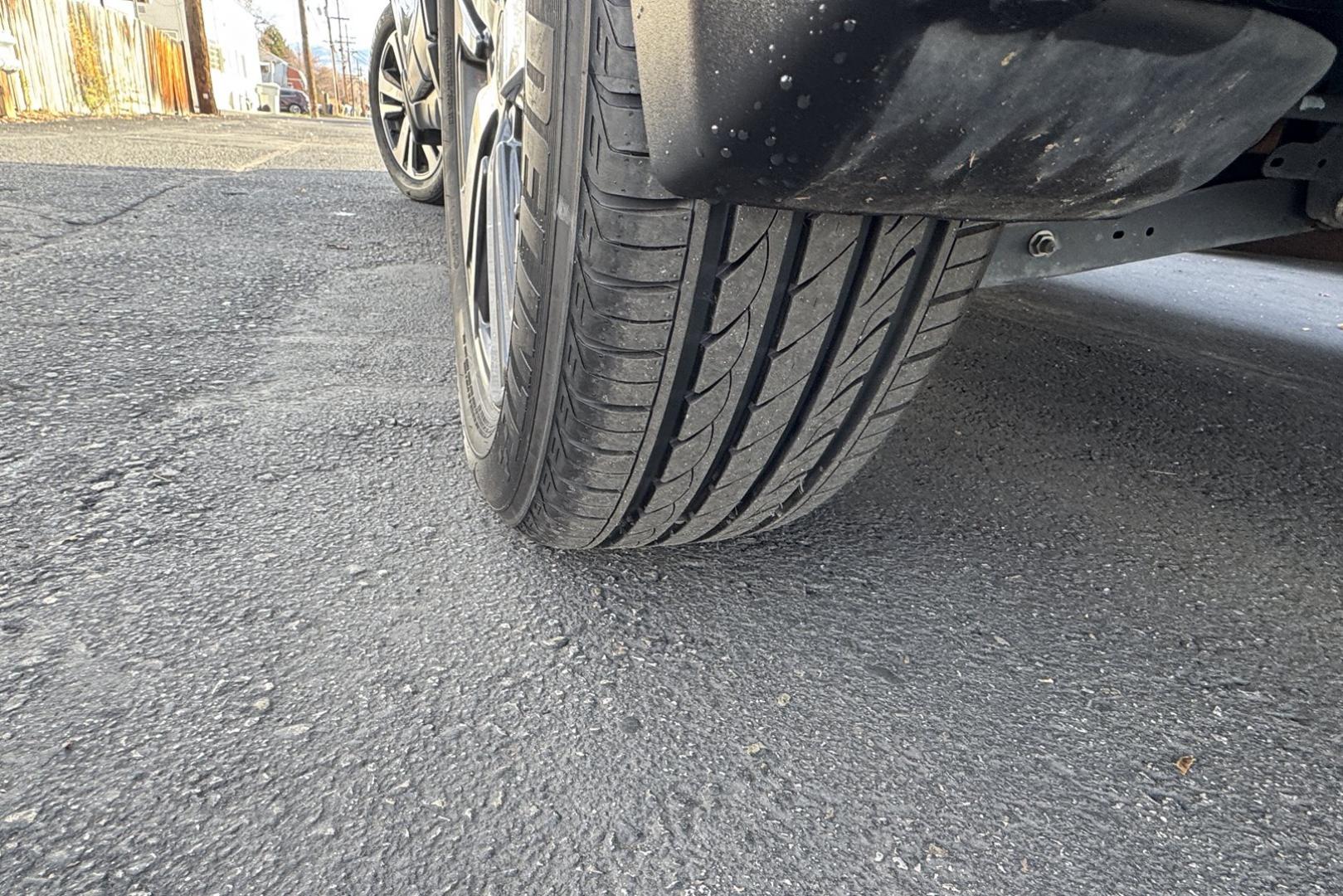 2018 Ice Silver Metallic /Black Subaru Outback 2.5i Limited (4S4BSAKC1J3) with an H4 2.5 Liter engine, Automatic transmission, located at 2304 W. Main St., Boise, ID, 83702, (208) 342-7777, 43.622105, -116.218658 - Photo#23