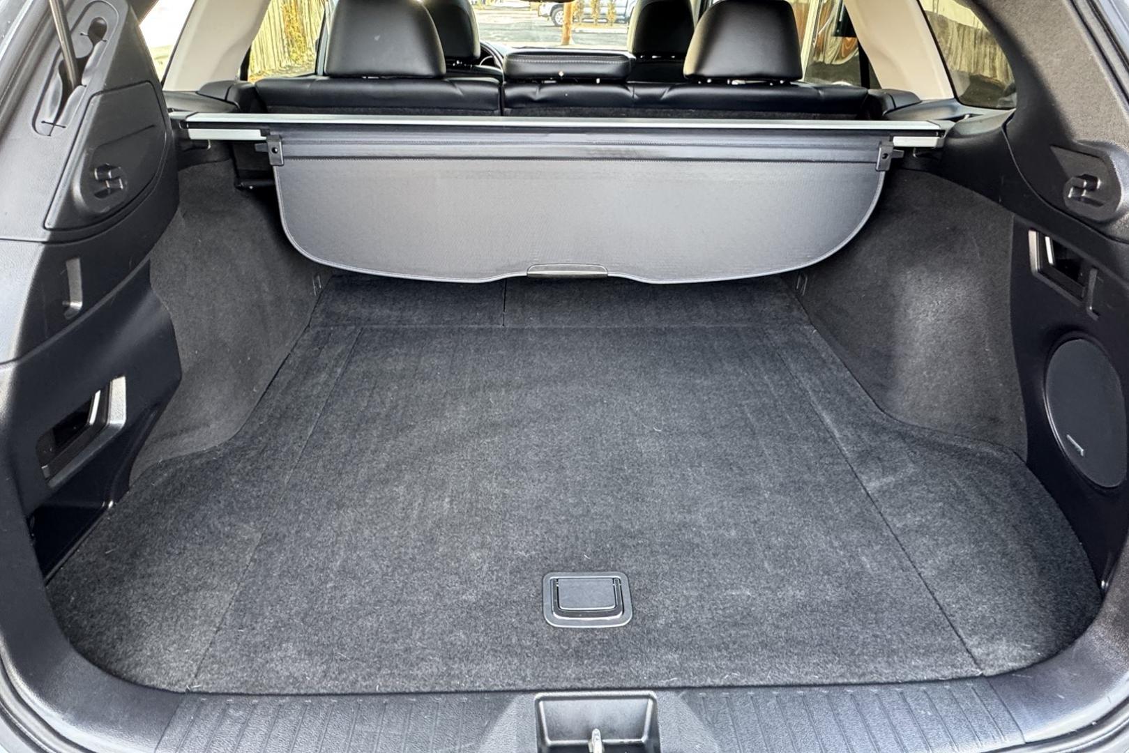 2018 Ice Silver Metallic /Black Subaru Outback 2.5i Limited (4S4BSAKC1J3) with an H4 2.5 Liter engine, Automatic transmission, located at 2304 W. Main St., Boise, ID, 83702, (208) 342-7777, 43.622105, -116.218658 - Photo#22