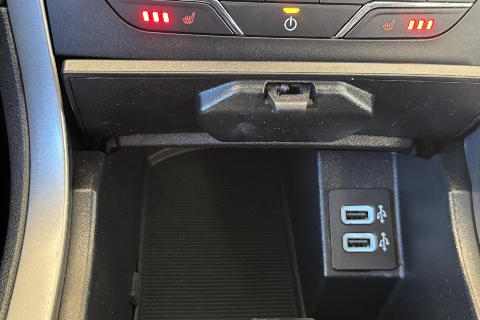 2020 Ingot Silver /Black Ford Edge SEL (2FMPK4J90LB) with an 4 Cyl 2.0 Liter Turbo engine, Automatic 8 Speed transmission, located at 2304 W. Main St., Boise, ID, 83702, (208) 342-7777, 43.622105, -116.218658 - All Wheel Drive! Heated Seats! Extra Safety Features Too! - Photo#8