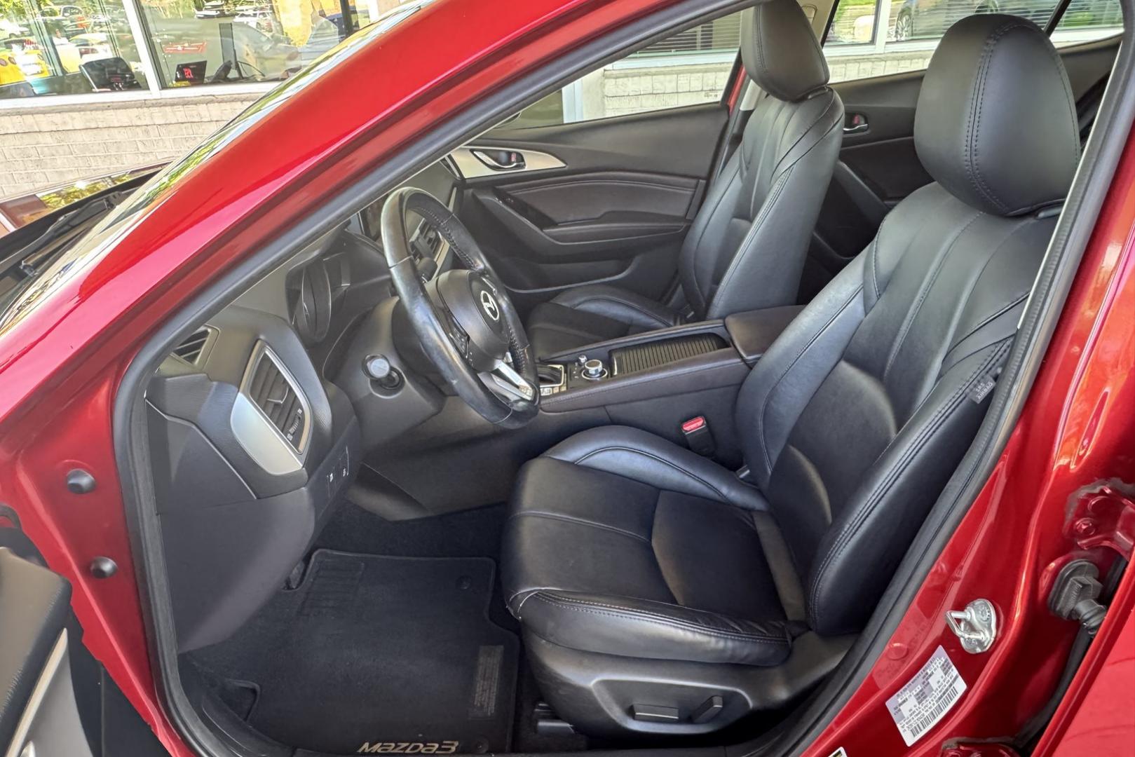2018 Soul Red /Black Mazda Mazda3 Touring (3MZBN1V32JM) with an 4 Cyl 2.5 liter engine, Automatic 6 Speed transmission, located at 2304 W. Main St., Boise, ID, 83702, (208) 342-7777, 43.622105, -116.218658 - Financing Available O.A.C. - Photo#6
