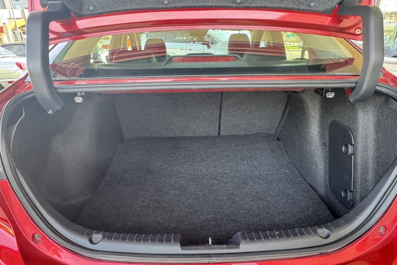 2018 Soul Red /Black Mazda Mazda3 Touring (3MZBN1V32JM) with an 4 Cyl 2.5 liter engine, Automatic 6 Speed transmission, located at 2304 W. Main St., Boise, ID, 83702, (208) 342-7777, 43.622105, -116.218658 - Financing Available O.A.C. - Photo#19