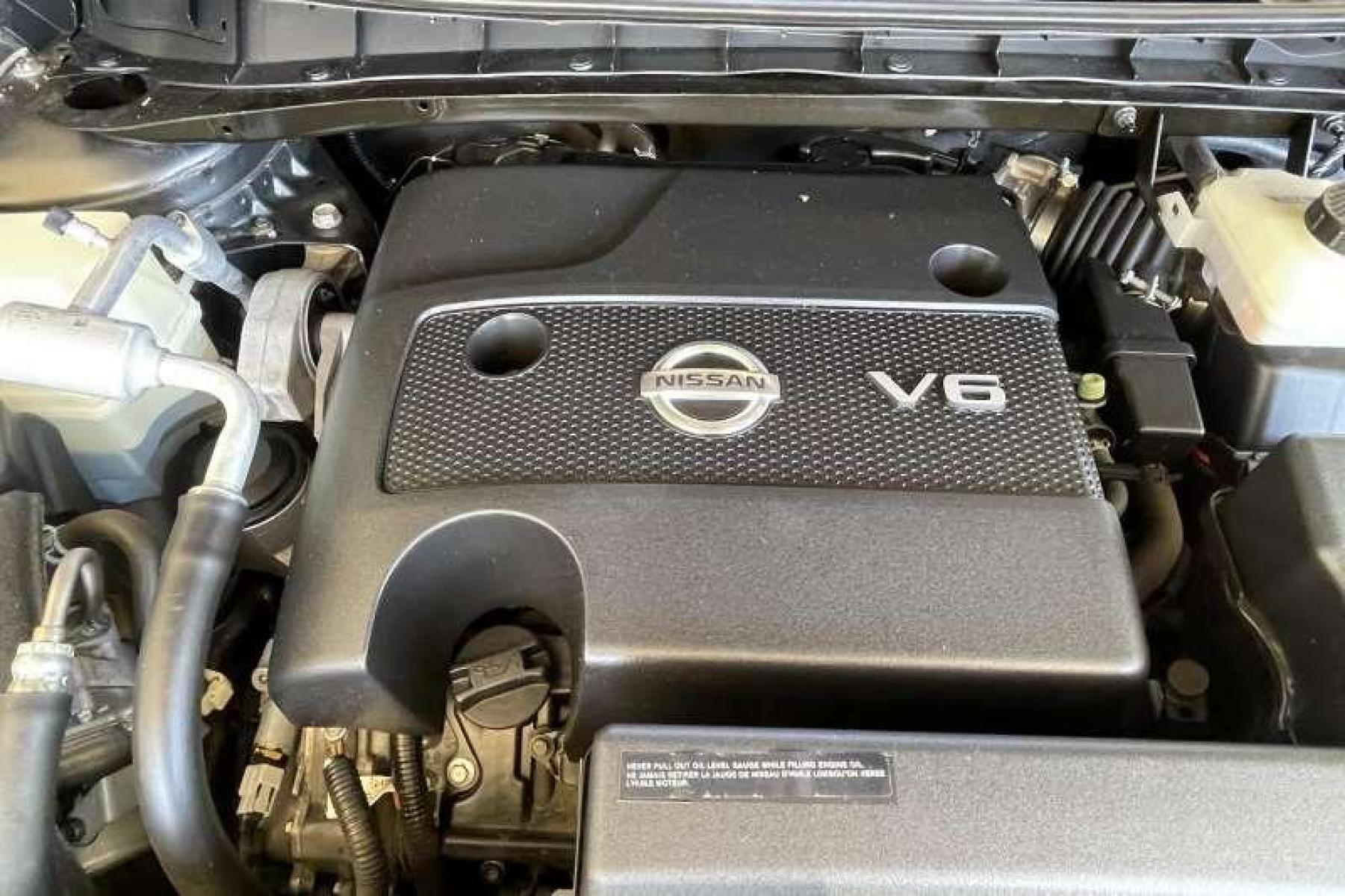 2018 Gun Metallic Gray /Black Nissan Murano SV (5N1AZ2MHXJN) with an V6 3.5 Liter engine, Automatic transmission, located at 2304 W. Main St., Boise, ID, 83702, (208) 342-7777, 43.622105, -116.218658 - Photo #11