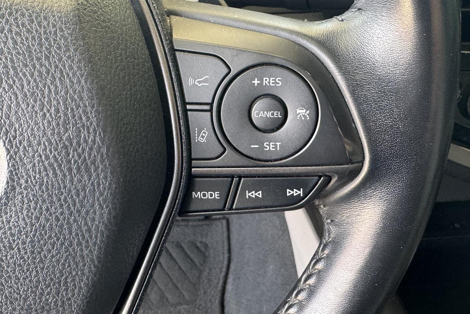 2021 Predawn Gray Mica /Gray Toyota Camry Hybrid SE (4T1S31AK7MU) with an 4 Cyl 2.5 Liter Hybrid engine, Automatic transmission, located at 2304 W. Main St., Boise, ID, 83702, (208) 342-7777, 43.622105, -116.218658 - Great Option! Great Cars! - Photo#13