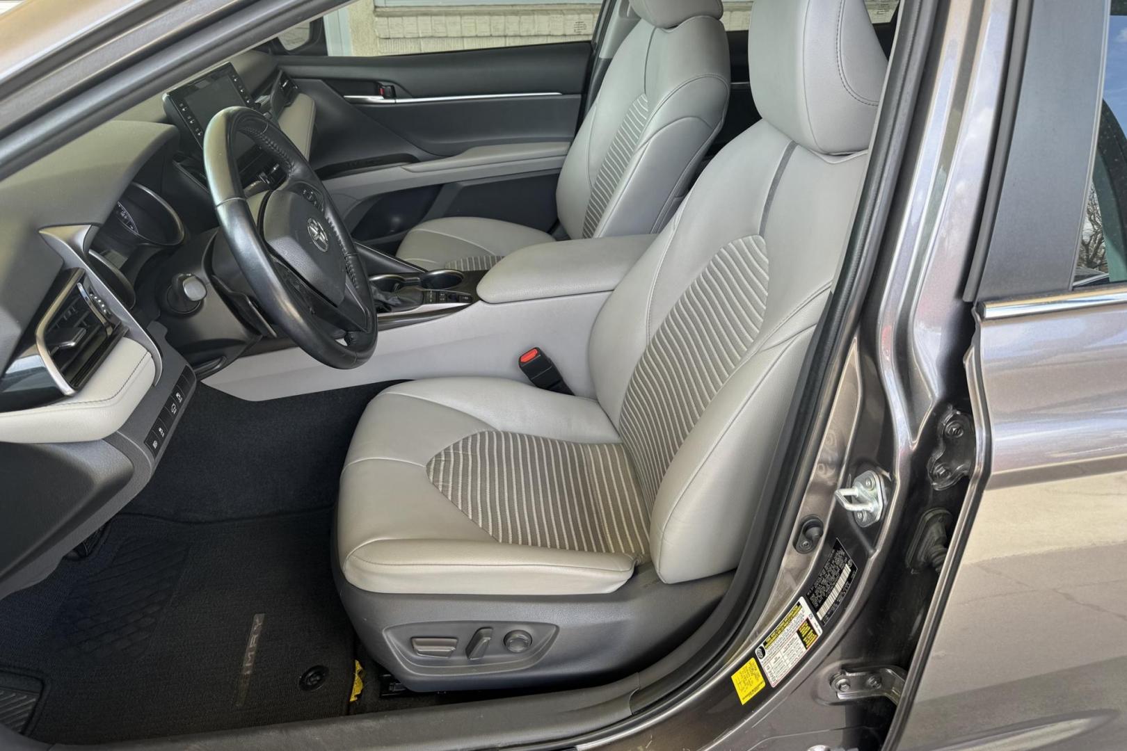 2021 Predawn Gray Mica /Gray Toyota Camry Hybrid SE (4T1S31AK7MU) with an 4 Cyl 2.5 Liter Hybrid engine, Automatic transmission, located at 2304 W. Main St., Boise, ID, 83702, (208) 342-7777, 43.622105, -116.218658 - Great Option! Great Cars! - Photo#14