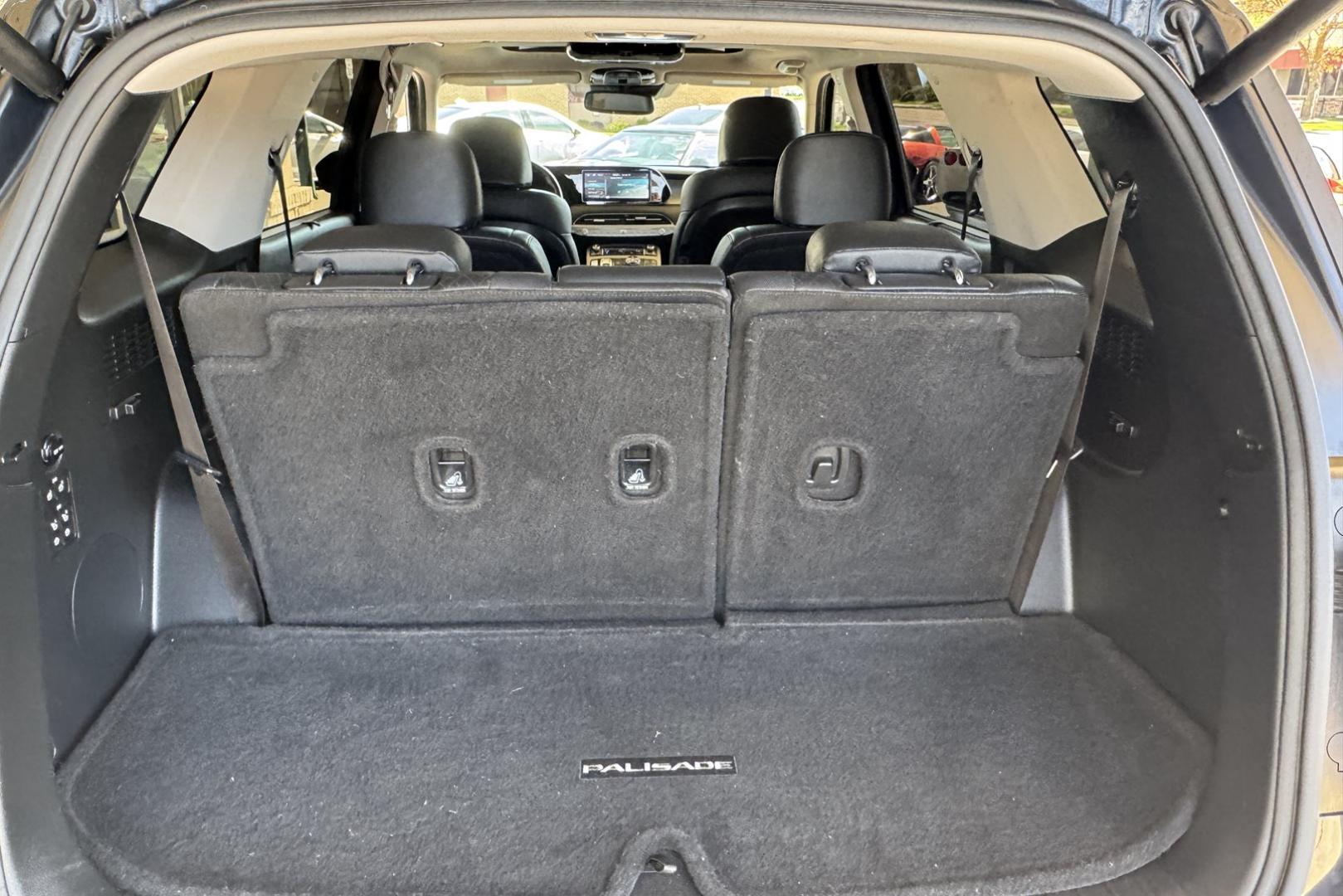 2021 Black /Black Hyundai Palisade SEL (KM8R4DHE4MU) with an V6 3.8 Liter engine, Automatic 8 Speed transmission, located at 2304 W. Main St., Boise, ID, 83702, (208) 342-7777, 43.622105, -116.218658 - Photo#25