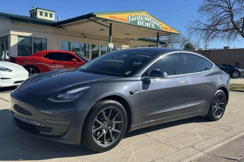 photo of 2019 Tesla Model 3