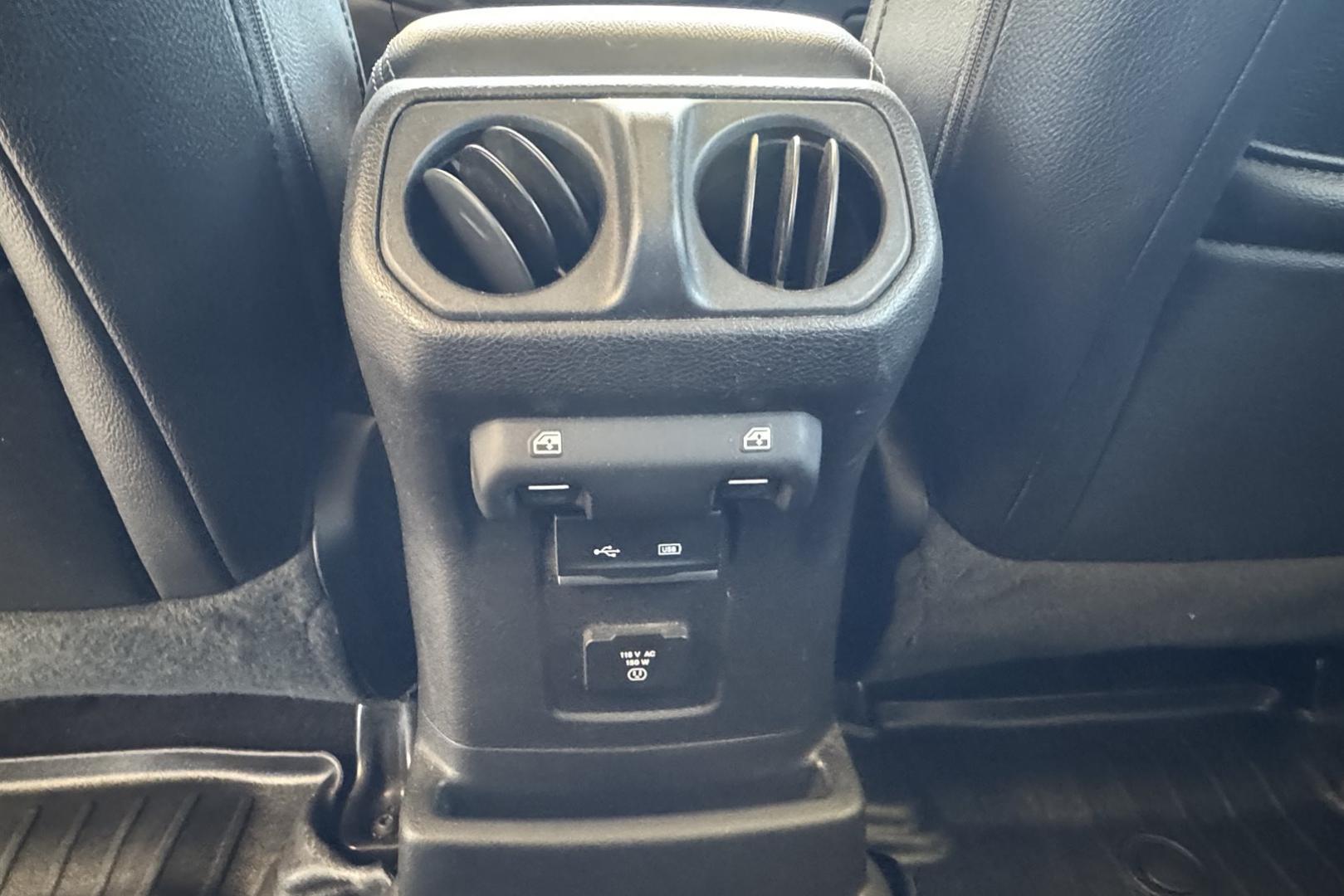 2019 Granite Crystal Metallic /Black Jeep Wrangler Unlimited Sahara (1C4HJXEN0KW) with an 4 Cyl 2.0 liter Turbo-Charged engine, Automatic transmission, located at 2304 W. Main St., Boise, ID, 83702, (208) 342-7777, 43.622105, -116.218658 - Ready For Adventure! - Photo#14