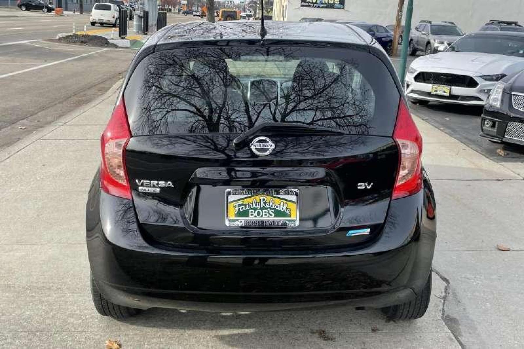 2016 Black /Gray Nissan Versa Note Hatchback SV (3N1CE2CP0GL) with an 4 Cyl 1.6 Liter engine, Automatic transmission, located at 2304 W. Main St., Boise, ID, 83702, (208) 342-7777, 43.622105, -116.218658 - Financing Available O.A.C. - Photo #3