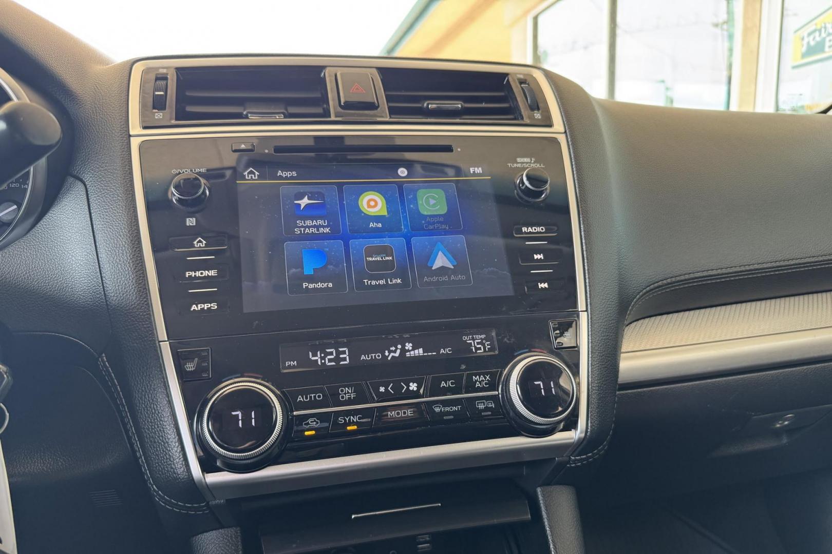 2019 White /Black Subaru Outback 2.5i Premium (4S4BSAFC1K3) with an H4 2.5 Liter engine, Automatic transmission, located at 2304 W. Main St., Boise, ID, 83702, (208) 342-7777, 43.622105, -116.218658 - Photo#6