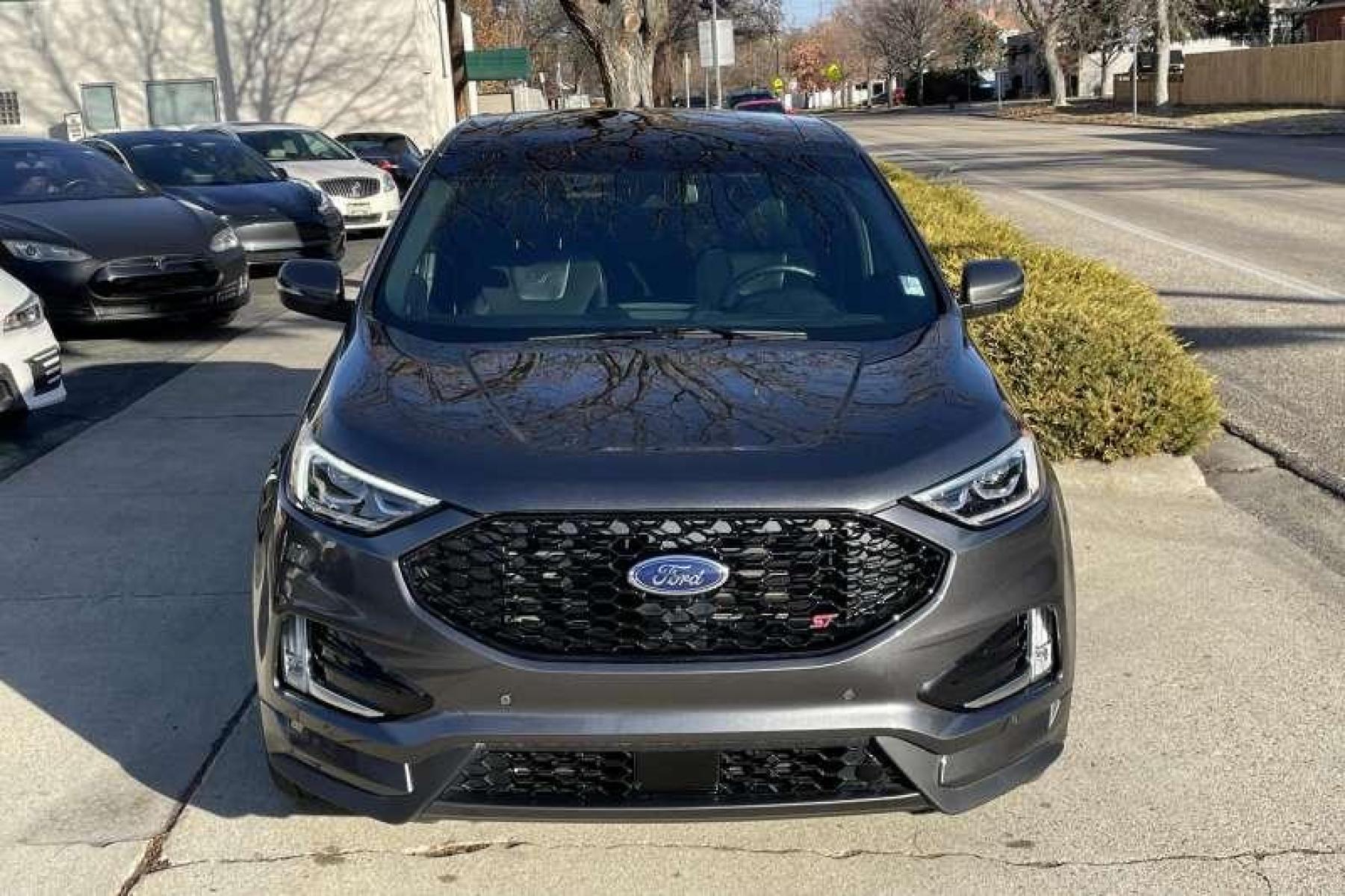 2020 Magnetic Metallic /Black Ford Edge ST (2FMPK4AP5LB) with an V6 2.7 Liter Twin Turbo engine, Automatic transmission, located at 2304 W. Main St., Boise, ID, 83702, (208) 342-7777, 43.622105, -116.218658 - 335 Horsepower and all wheel drive! - Photo #1