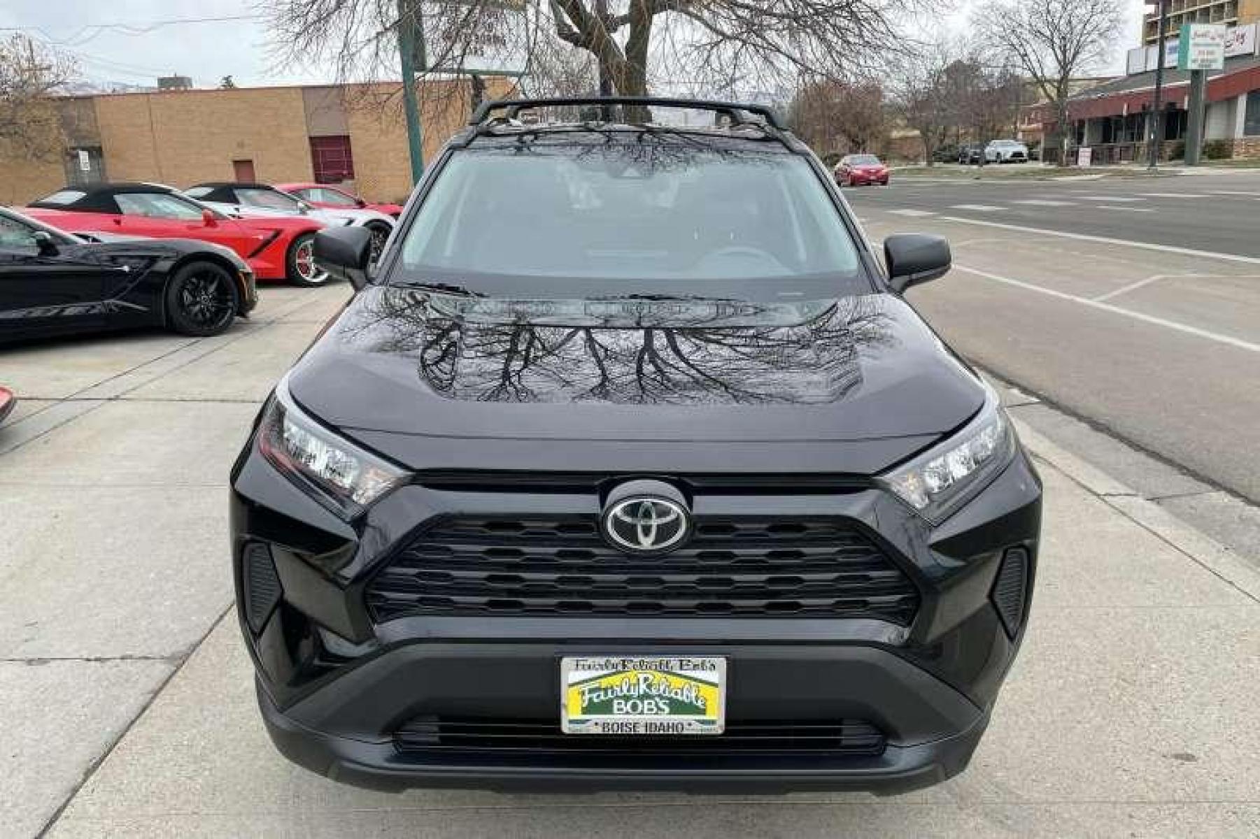 2021 Black /Black Toyota RAV4 LE (2T3F1RFV6MC) with an 4 Cyl 2.5 Liter engine, Automatic transmission, located at 2304 W. Main St., Boise, ID, 83702, (208) 342-7777, 43.622105, -116.218658 - Low miles! Ready to Go! - Photo #1