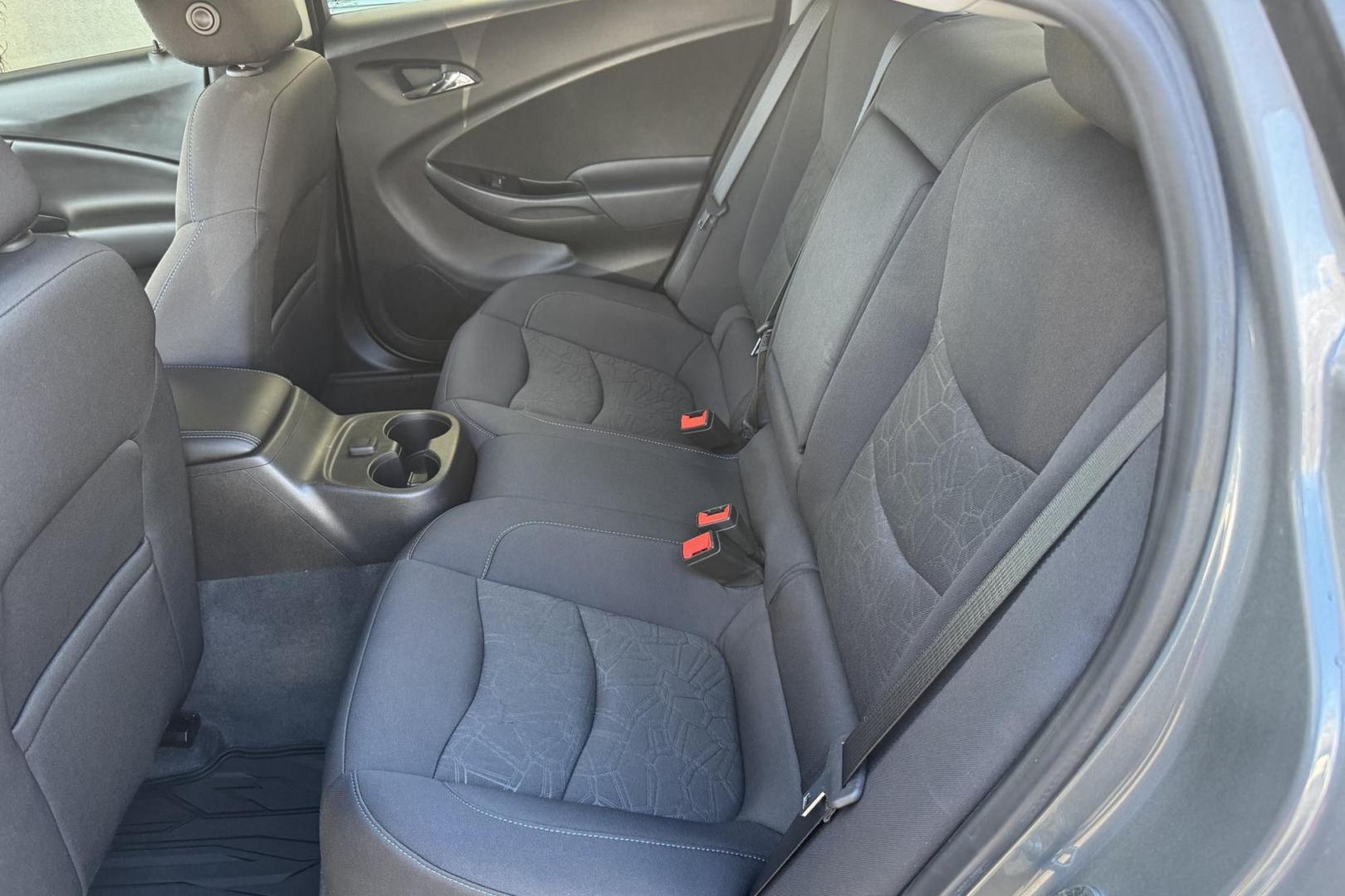2018 Satin Steel Metallic /Black Chevrolet Volt LT (1G1RC6S54JU) with an 4 Cyl 1.4 Liter Hybrid engine, Automatic transmission, located at 2304 W. Main St., Boise, ID, 83702, (208) 342-7777, 43.622105, -116.218658 - Photo#11
