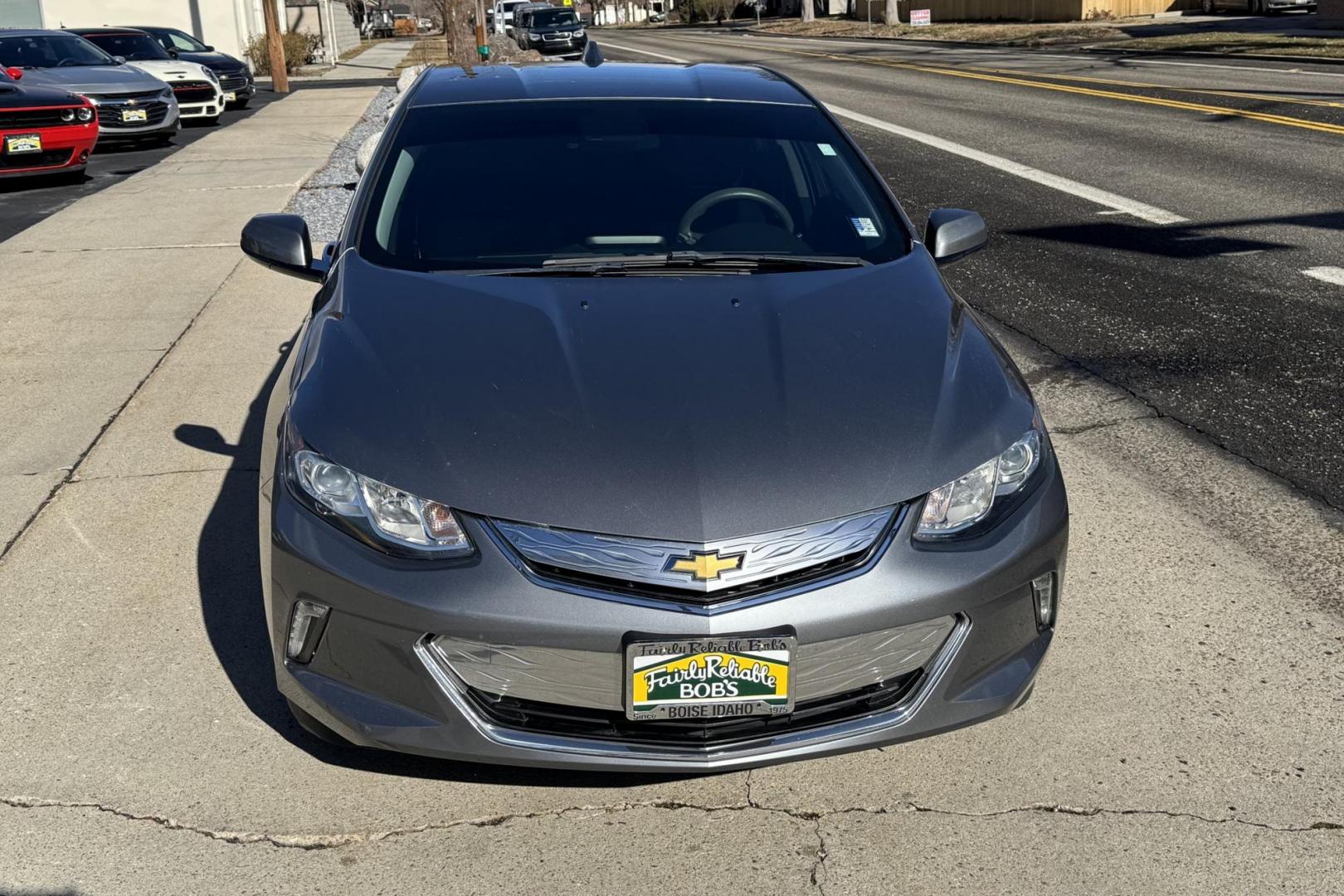 2018 Satin Steel Metallic /Black Chevrolet Volt LT (1G1RC6S54JU) with an 4 Cyl 1.4 Liter Hybrid engine, Automatic transmission, located at 2304 W. Main St., Boise, ID, 83702, (208) 342-7777, 43.622105, -116.218658 - Photo#3